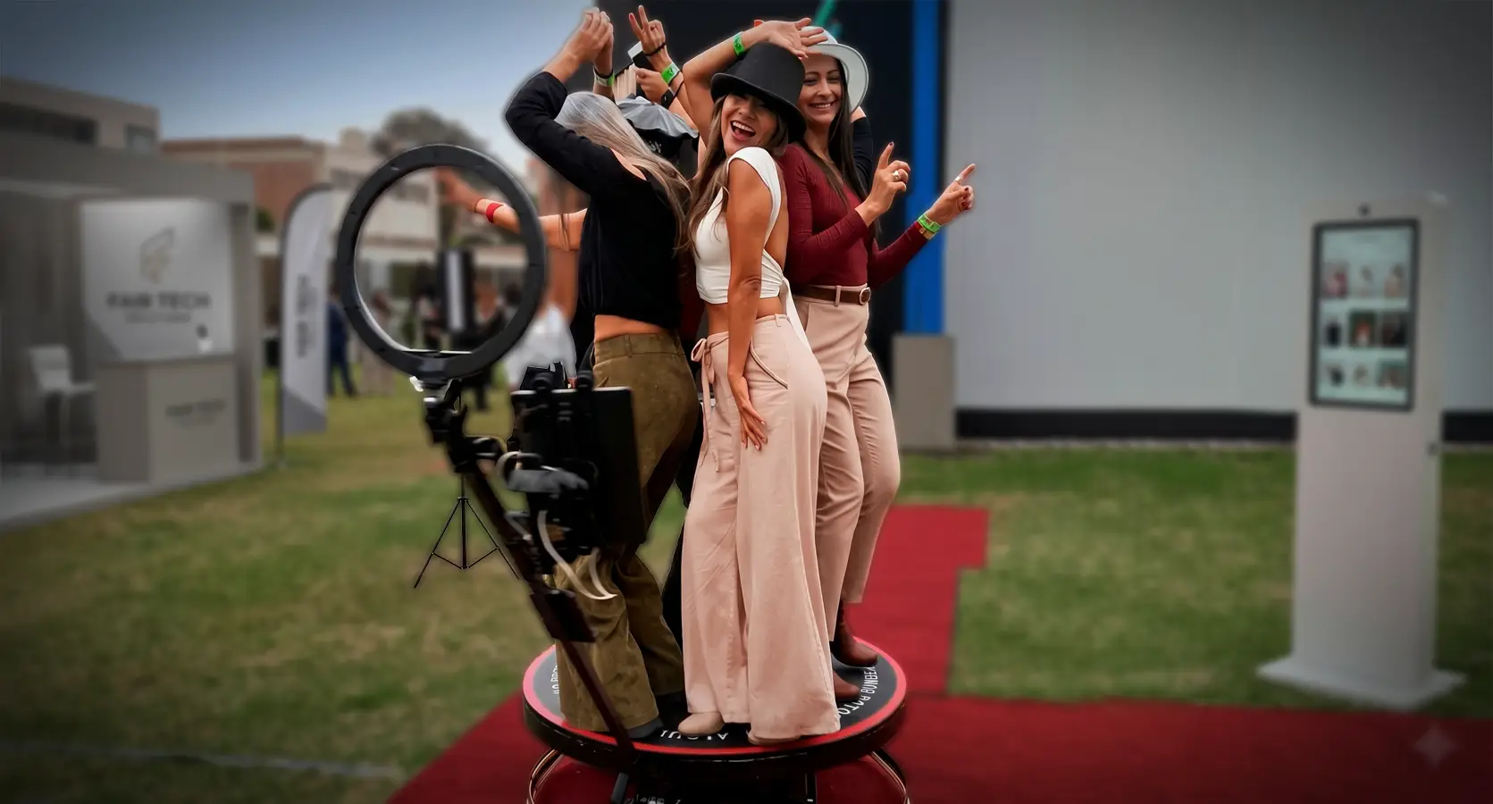 Platafoma 360 Foto Cabina Reencuentro Eventos Alquiler